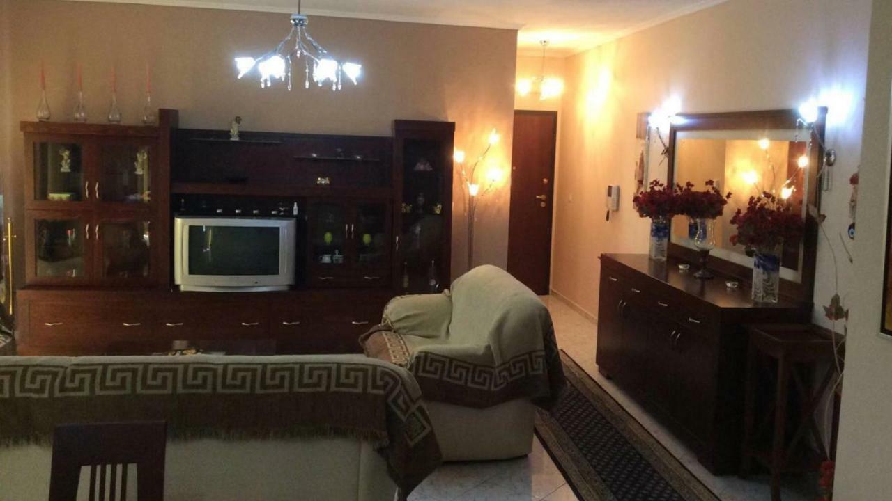 Third Floor Lux Apartment With Nice View Thessaloniki Exterior photo